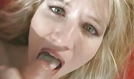 Willige Mütter free porn reif lieben Sperma auf ihren Titten und ihrem Gesicht