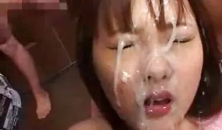 große tittied Blondine porn reife duscht