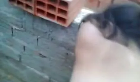 Schwarze Schlampe geile reife frauen kostenlos nimmt es in ihr enges Arschloch