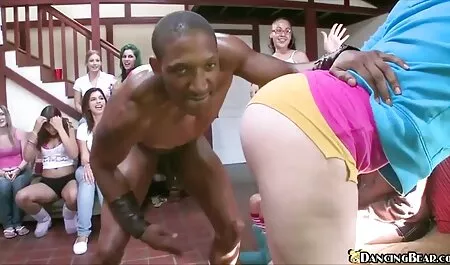 Encoxada und deutsche reife frau porn Handberührung
