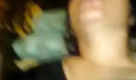 Heißes weißes sex mit reifen frauen videos Mädchen bekommt ihren sexy Arsch gefickt