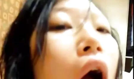 LARISSA gratis pornos von reifen frauen VEDRAMINE RED LNGERIE