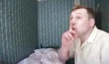 Ihr saftiger reife frauen sexvideos Arsch bekommt das Sperma seines überfüllten Schwanzes