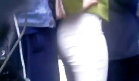 Big Ass Brunette kommt wieder reife frau junger mann porn für eine BBC I10